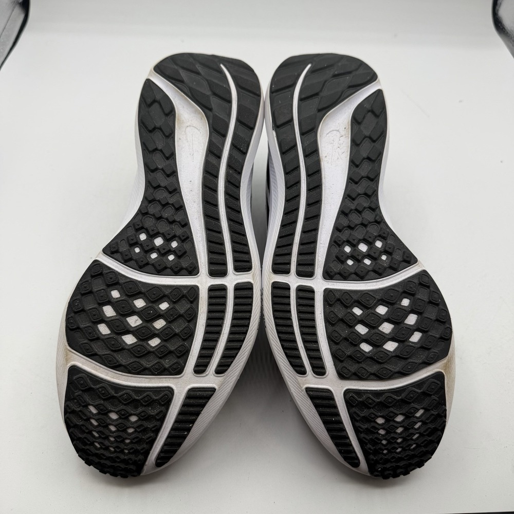 Nike Air Zoom Pegasus 40 Running Shoes Womens 9.5 Black white Sneaker DV3854-001 - Picture 9 of 10